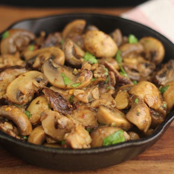 SPANISH STYLE MARINATED MUSHROOMS